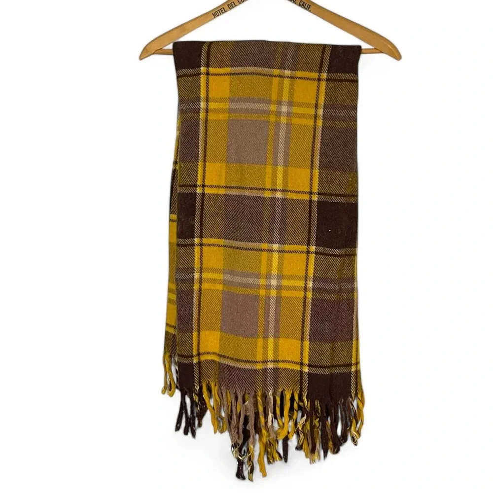 LK New Vintage Wool Stadium Game Day Throw Blanket 50x50 Faribo MN Maroon Gold - Picture 8 of 13